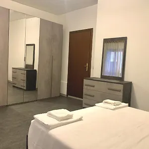 apartament-daniele.hotelinveneto.com/